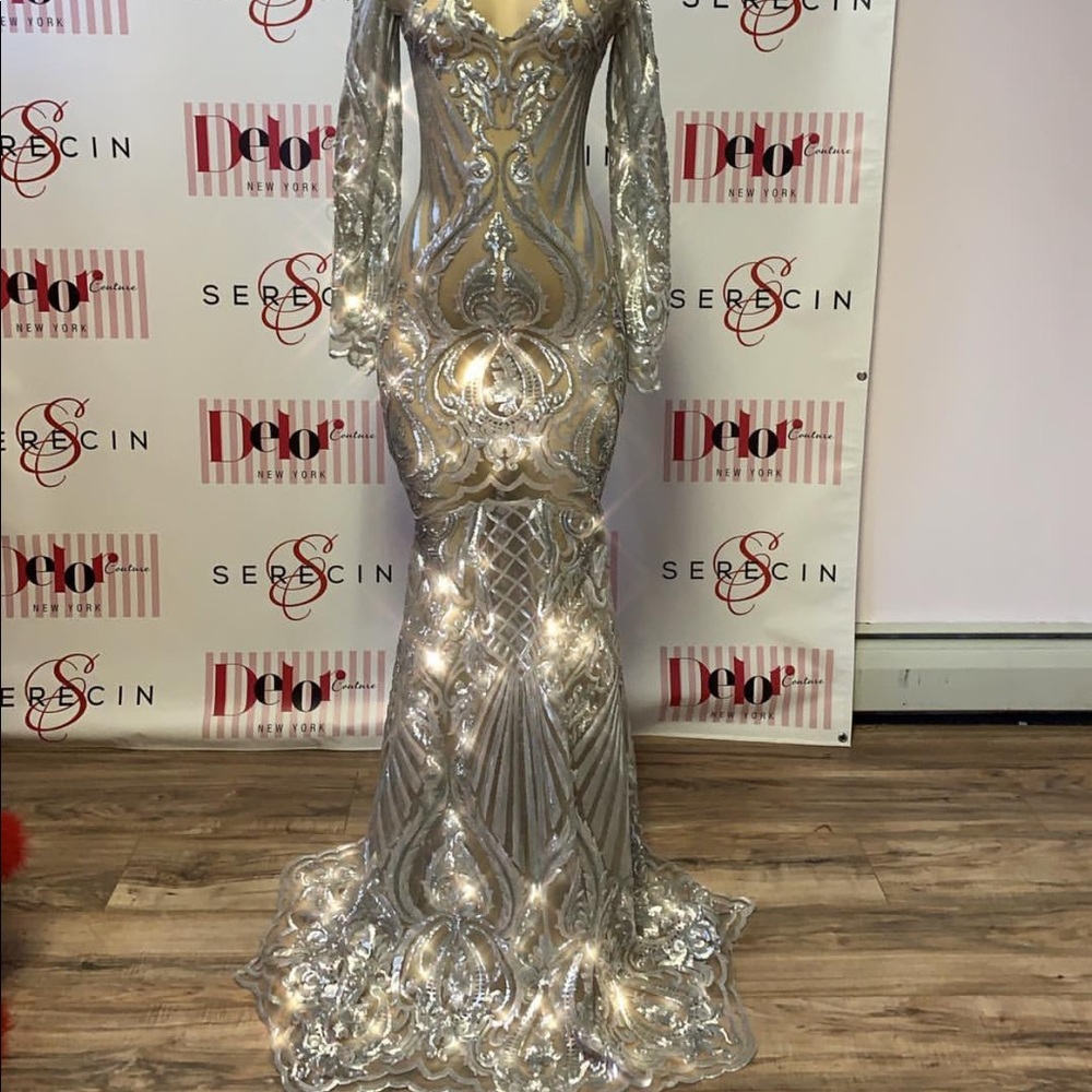 Silver prom dress⚡️⚡️